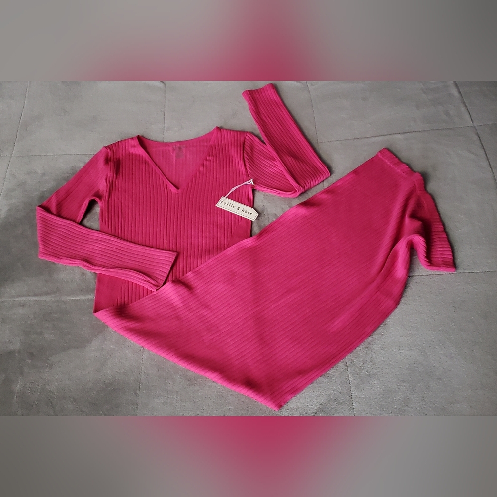V-Neck Long Sleeve Ribbed Maxi Dress